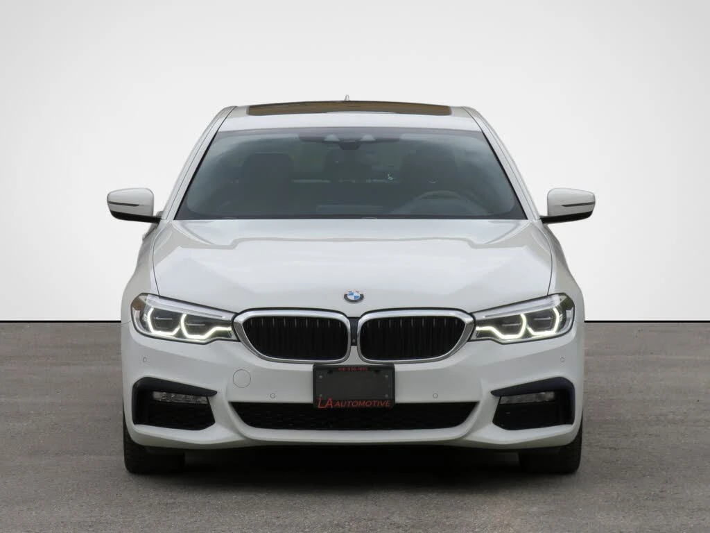BMW 530 i* xDrive* АвтоКредит* (ЦЕНА ДО БГ), снимка 2 - Автомобили и джипове - 55578087