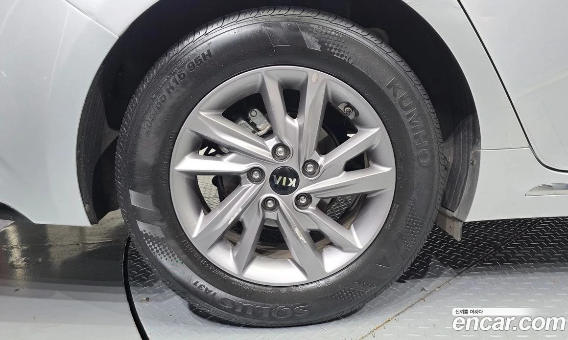 Kia K5 2.0 LPI Rental Car Luxury, снимка 5 - Автомобили и джипове - 55669088