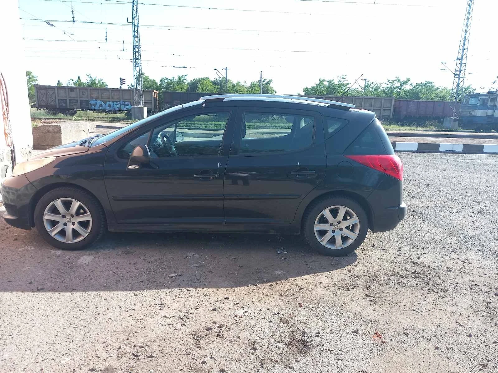 Peugeot 207, снимка 7 - Автомобили и джипове - 55670372