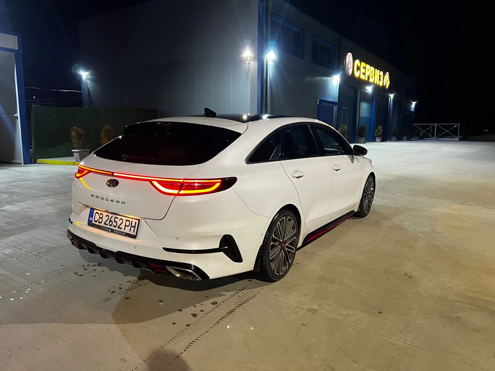 Kia Pro ceed 1.6 GT, снимка 4 - Автомобили и джипове - 55704139