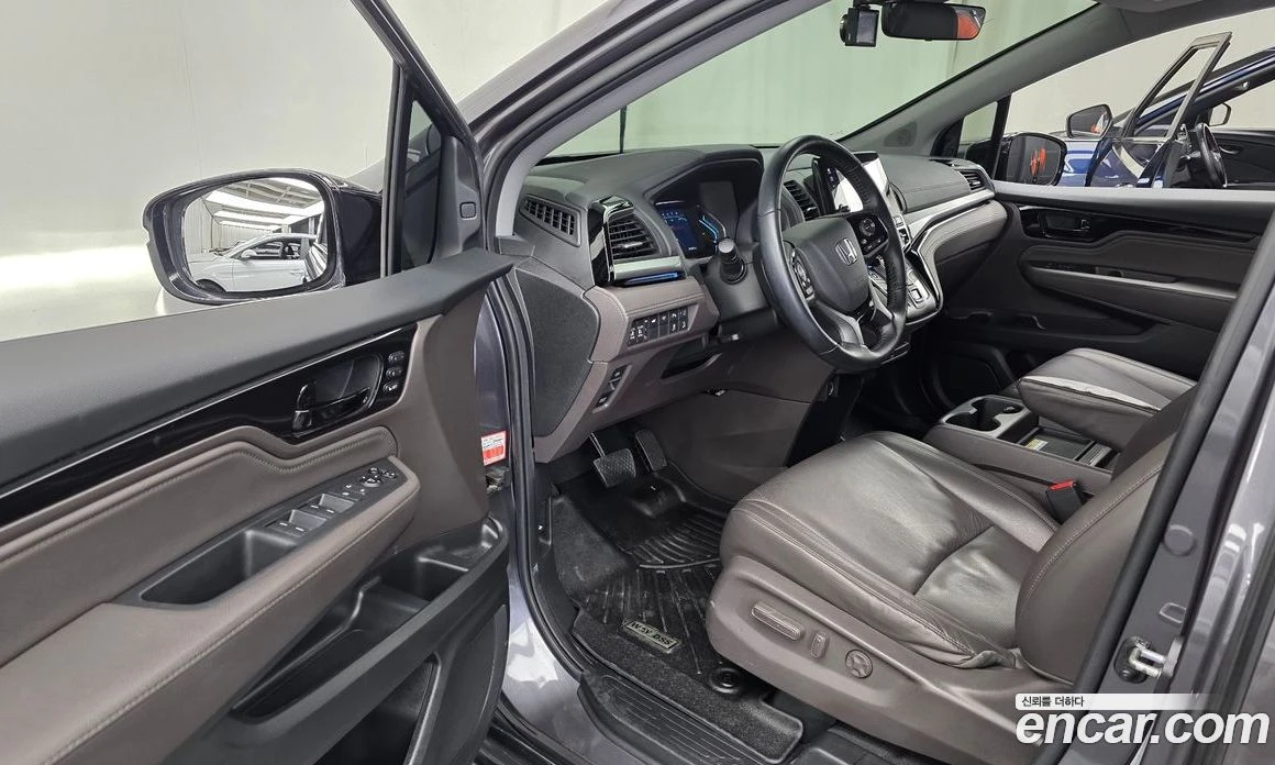 Honda Odyssey 3.5 5th, снимка 10 - Автомобили и джипове - 56123035