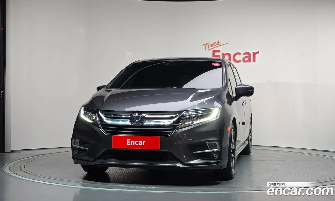Honda Odyssey 3.5 5th, снимка 3 - Автомобили и джипове - 56123035
