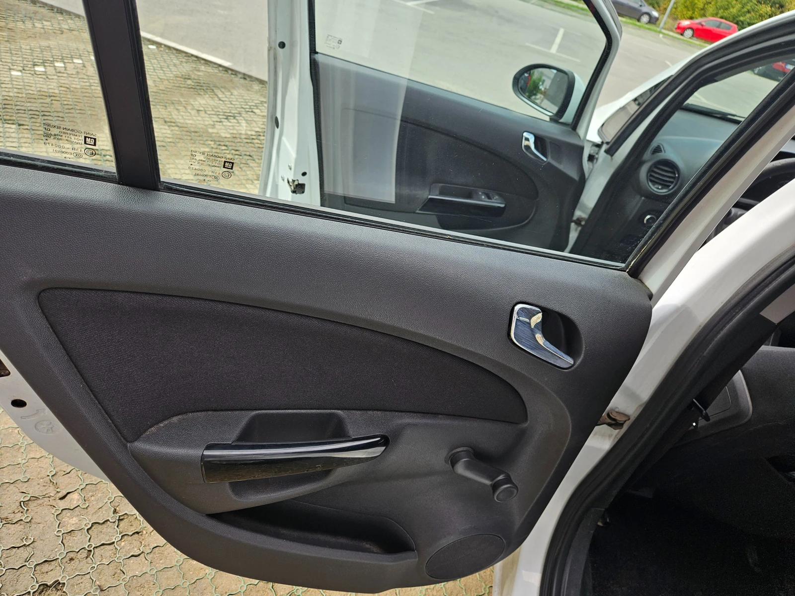 Opel Corsa, снимка 14 - Автомобили и джипове - 56239322