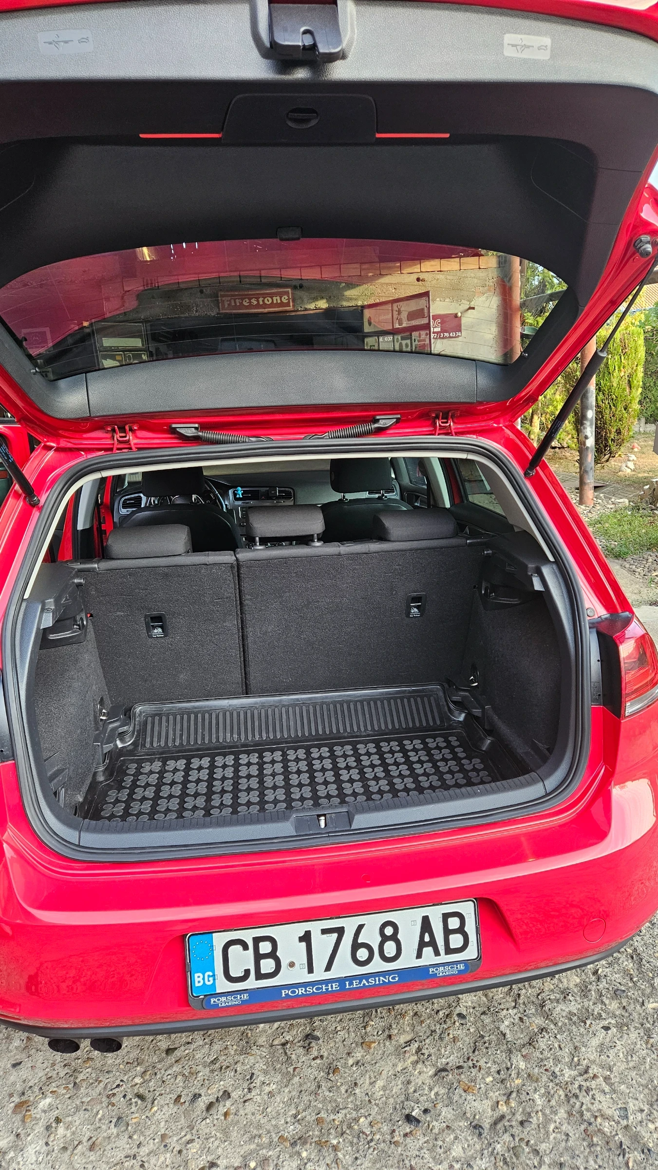 VW Golf, снимка 4 - Автомобили и джипове - 56347860