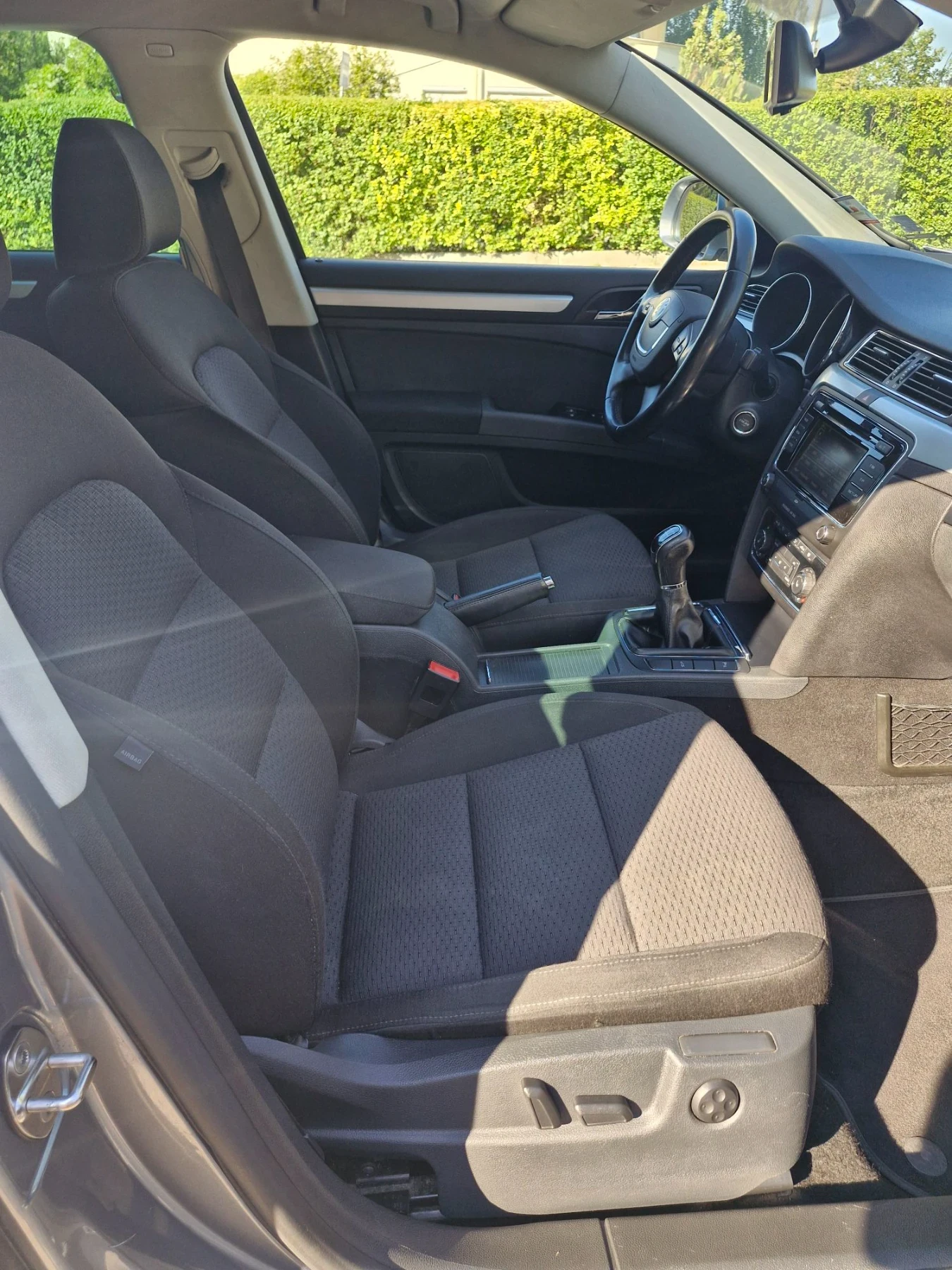 Skoda Superb 2.0/140, снимка 9 - Автомобили и джипове - 56554434
