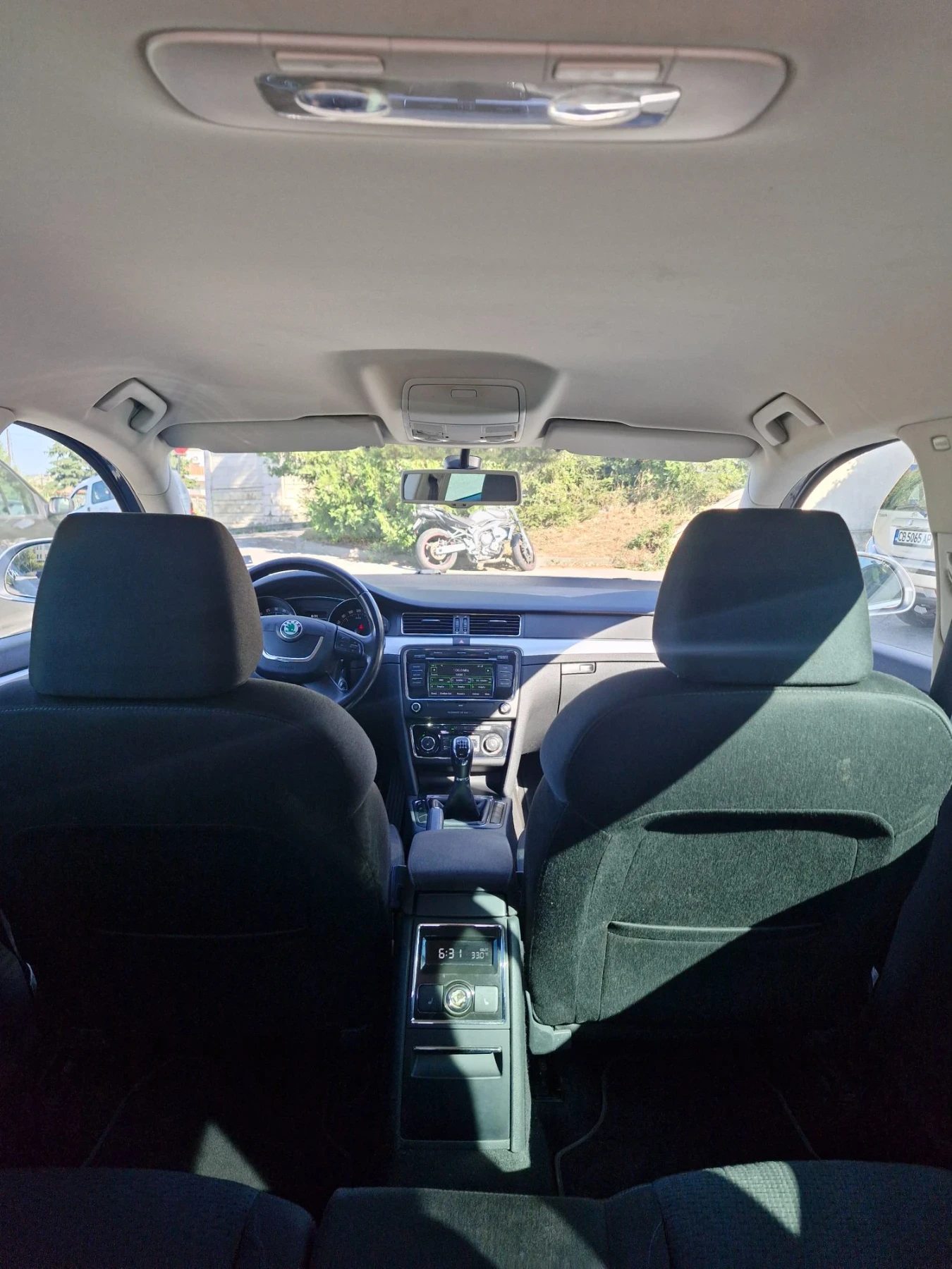 Skoda Superb 2.0/140, снимка 17 - Автомобили и джипове - 56554434