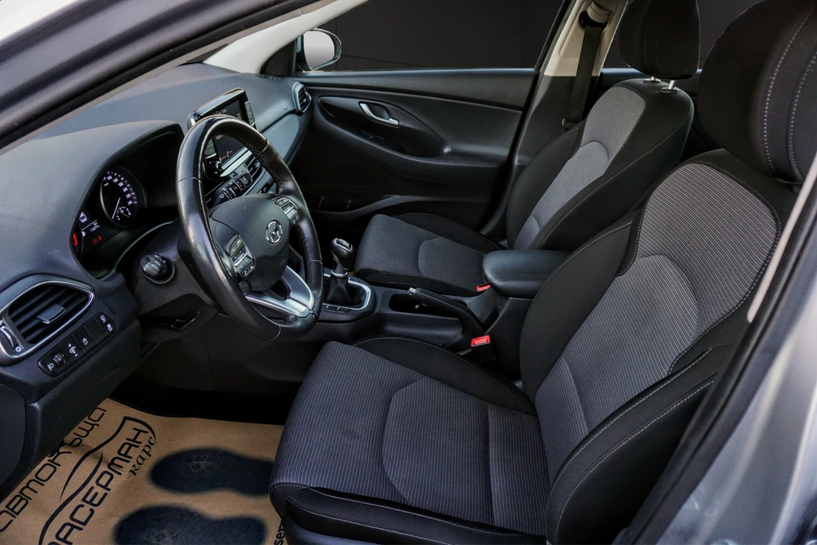 Hyundai I30 1.6 CRDI COMFORT | Mobile.bg � ����������� 9