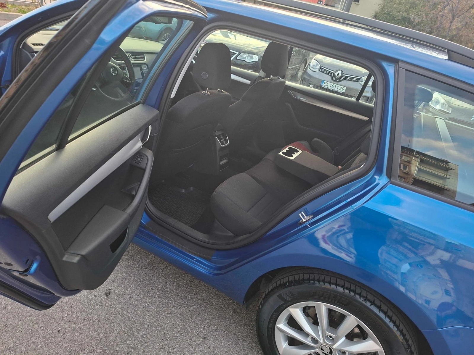 Skoda Octavia, снимка 8 - Автомобили и джипове - 56652960