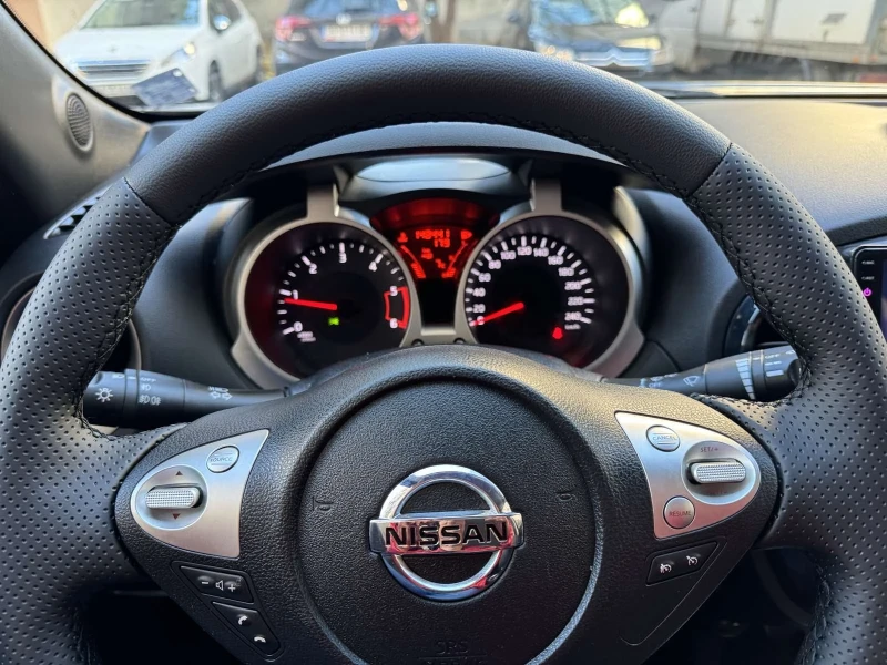 Nissan Juke 1.5dci евро5 навигация камера , снимка 8 - Автомобили и джипове - 47858262