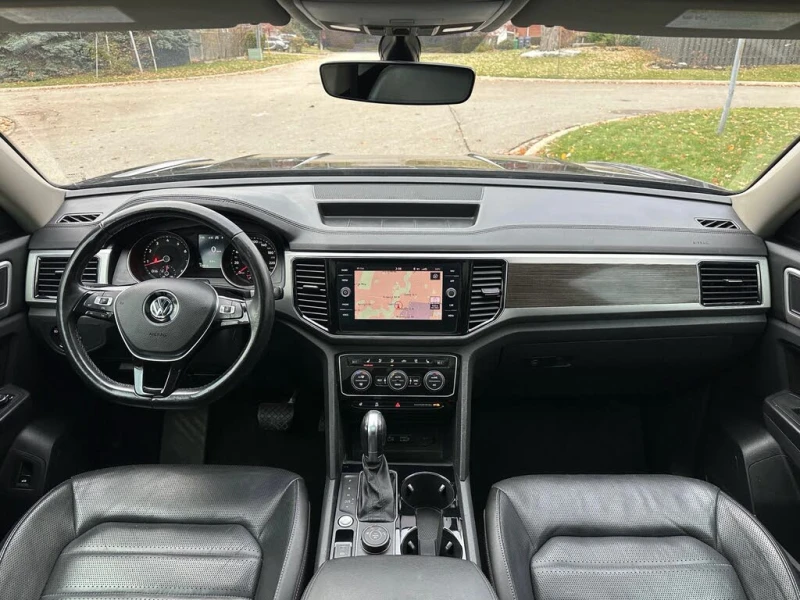 VW Atlas 3.6 Highline * CARFAX* * АвтоКредит* (ЦЕНА ДО БГ), снимка 13 - Автомобили и джипове - 52586944