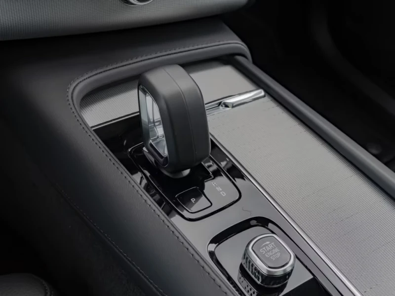 Volvo Xc90 PLUS-BRIGHGT/455HP/7S/T8/360/PANO/MEMO/LED/686g, снимка 12 - Автомобили и джипове - 53042326