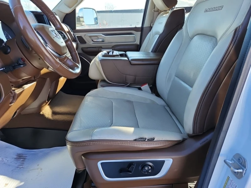 Dodge RAM 1500 * LARAMIE* CARFAX * ФИНАНСИРАНЕ , снимка 5 - Автомобили и джипове - 53322706