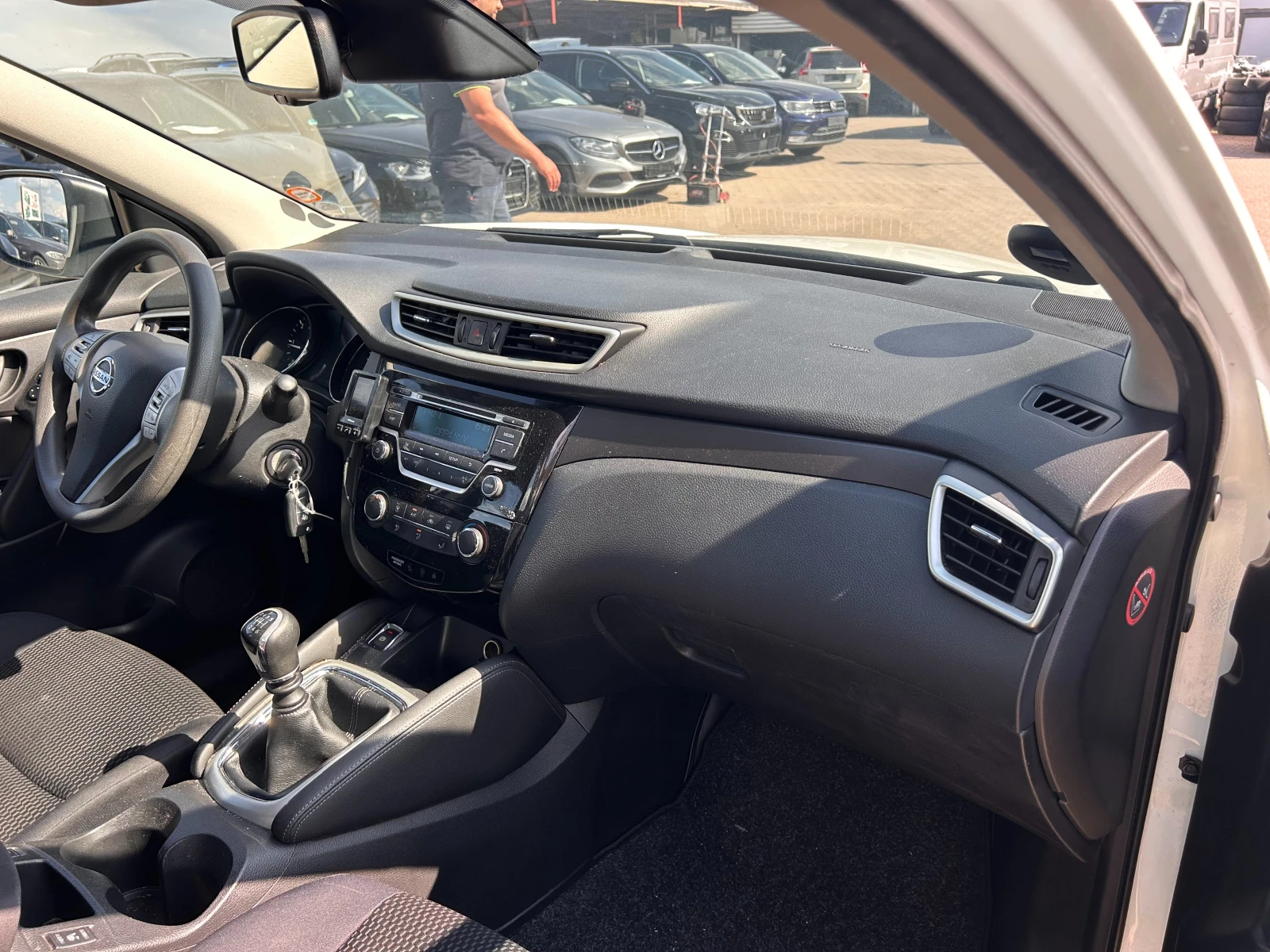 Nissan Qashqai 1.5DCI EURO 6 - изображение 10