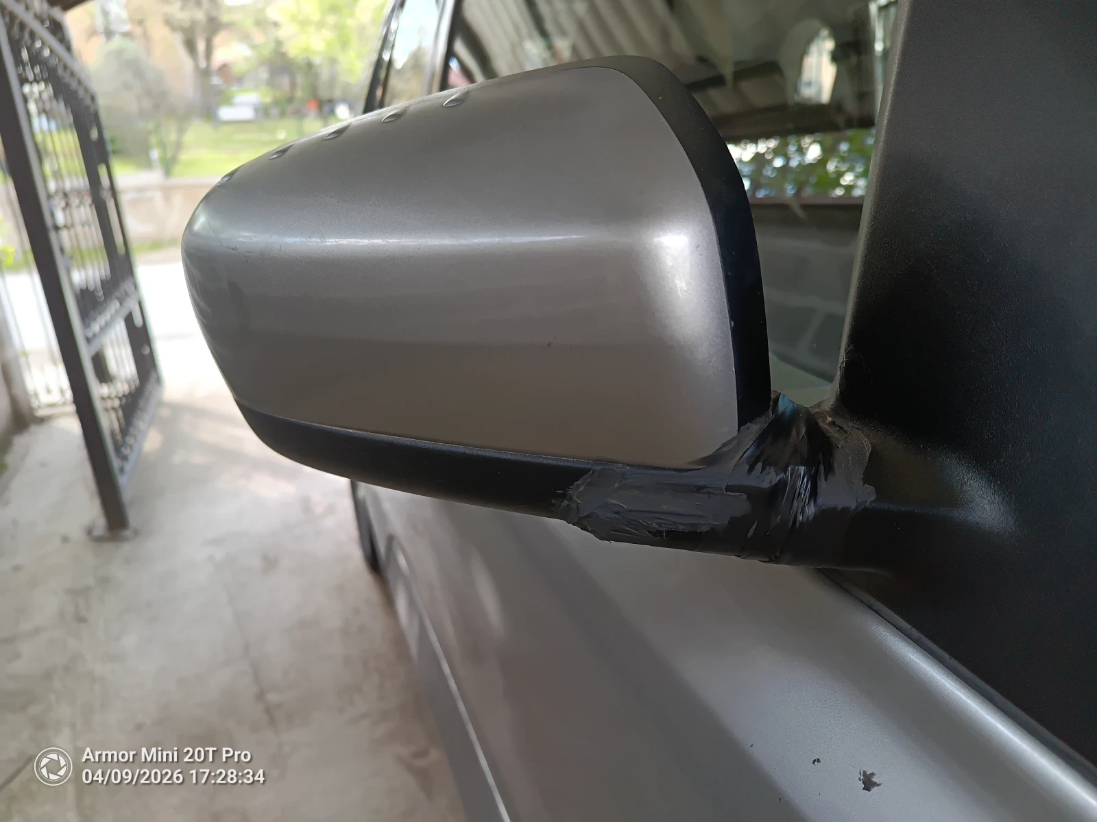 Renault Koleos 4х4 Газ- Бензин, снимка 17 - Автомобили и джипове - 54151381