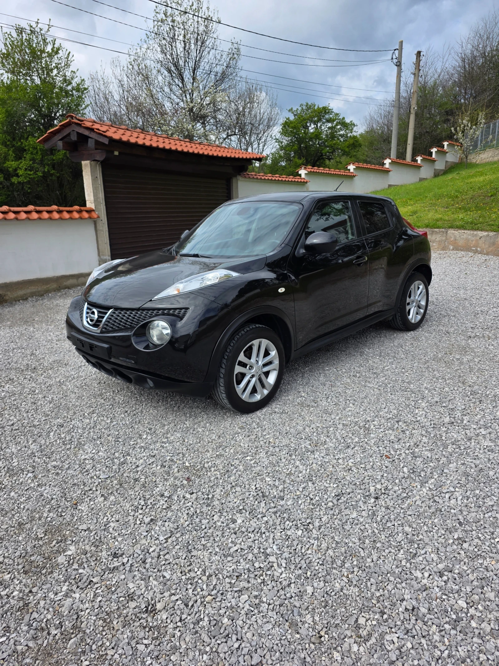 Nissan Juke 1.5  110 кс, снимка 3 - Автомобили и джипове - 54280614