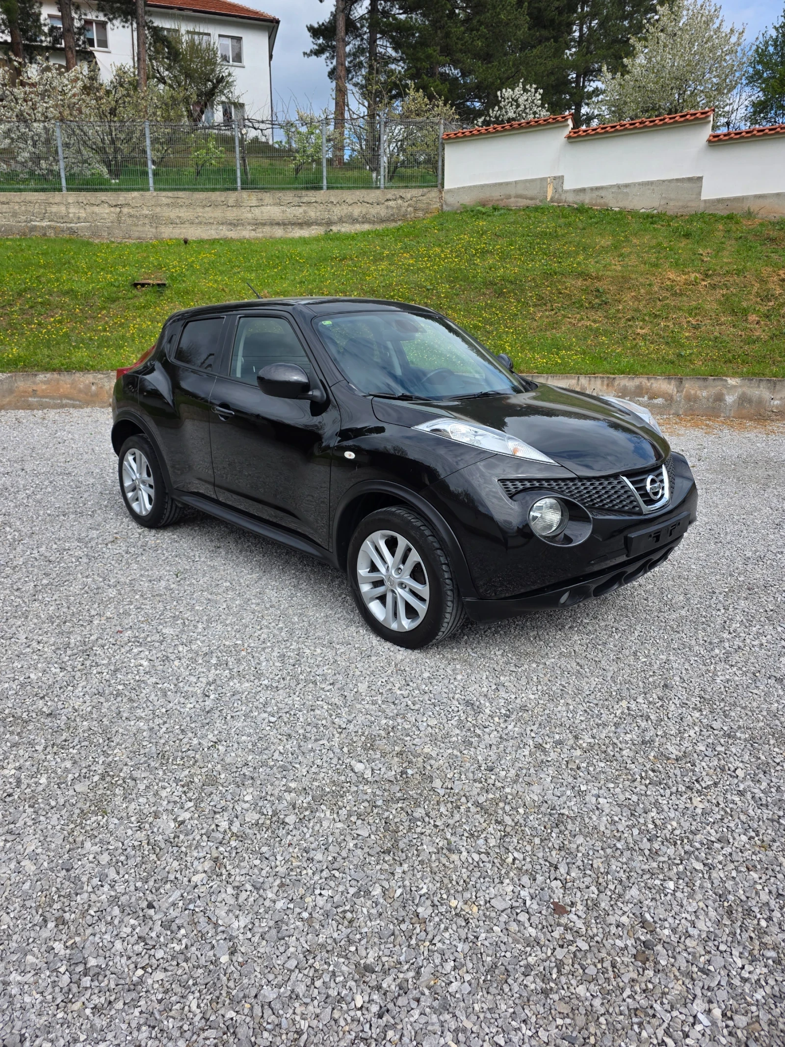 Nissan Juke 1.5  110 кс, снимка 2 - Автомобили и джипове - 54280614