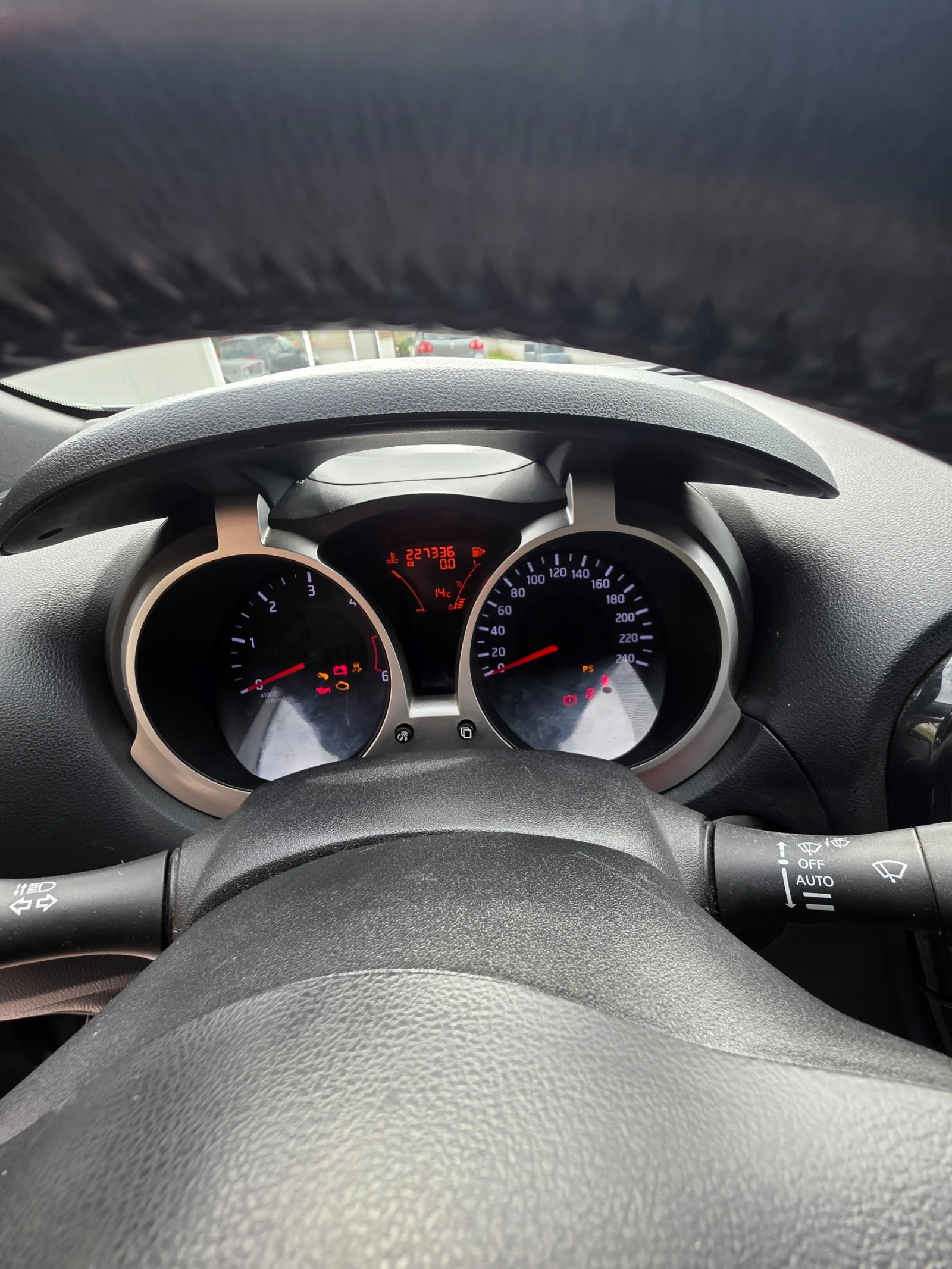 Nissan Juke 1.5  110 кс, снимка 7 - Автомобили и джипове - 54280614