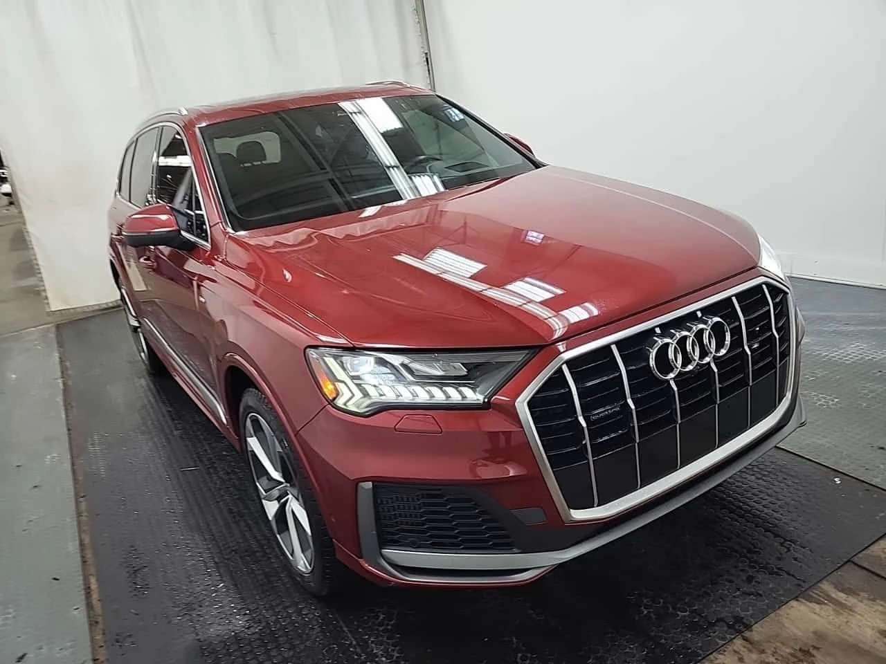 Audi Q7 | Technik | MATRIX | HEAD-UP | 7 МЕСТА, снимка 2 - Автомобили и джипове - 54422584
