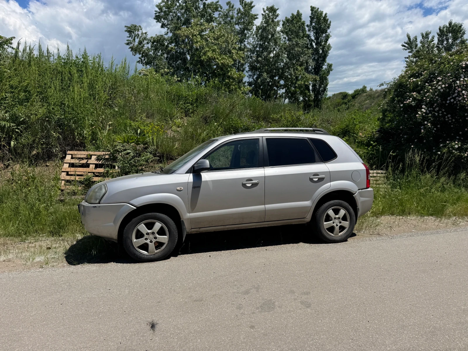 Hyundai Tucson 2.0crdi, снимка 2 - Автомобили и джипове - 54729744