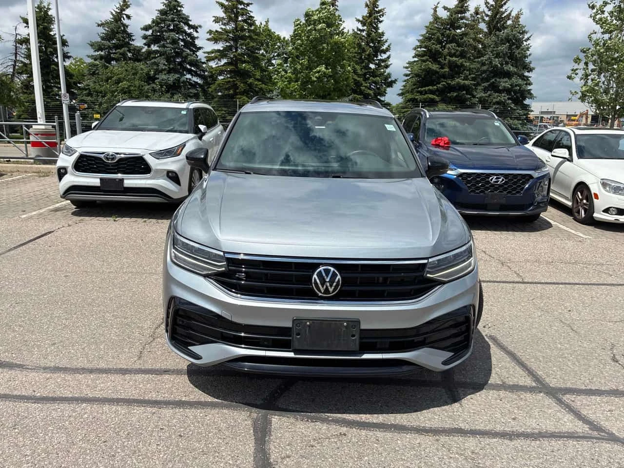 VW Tiguan * Comfortline R Line Black Edition * CARFAX * БЕЗ 