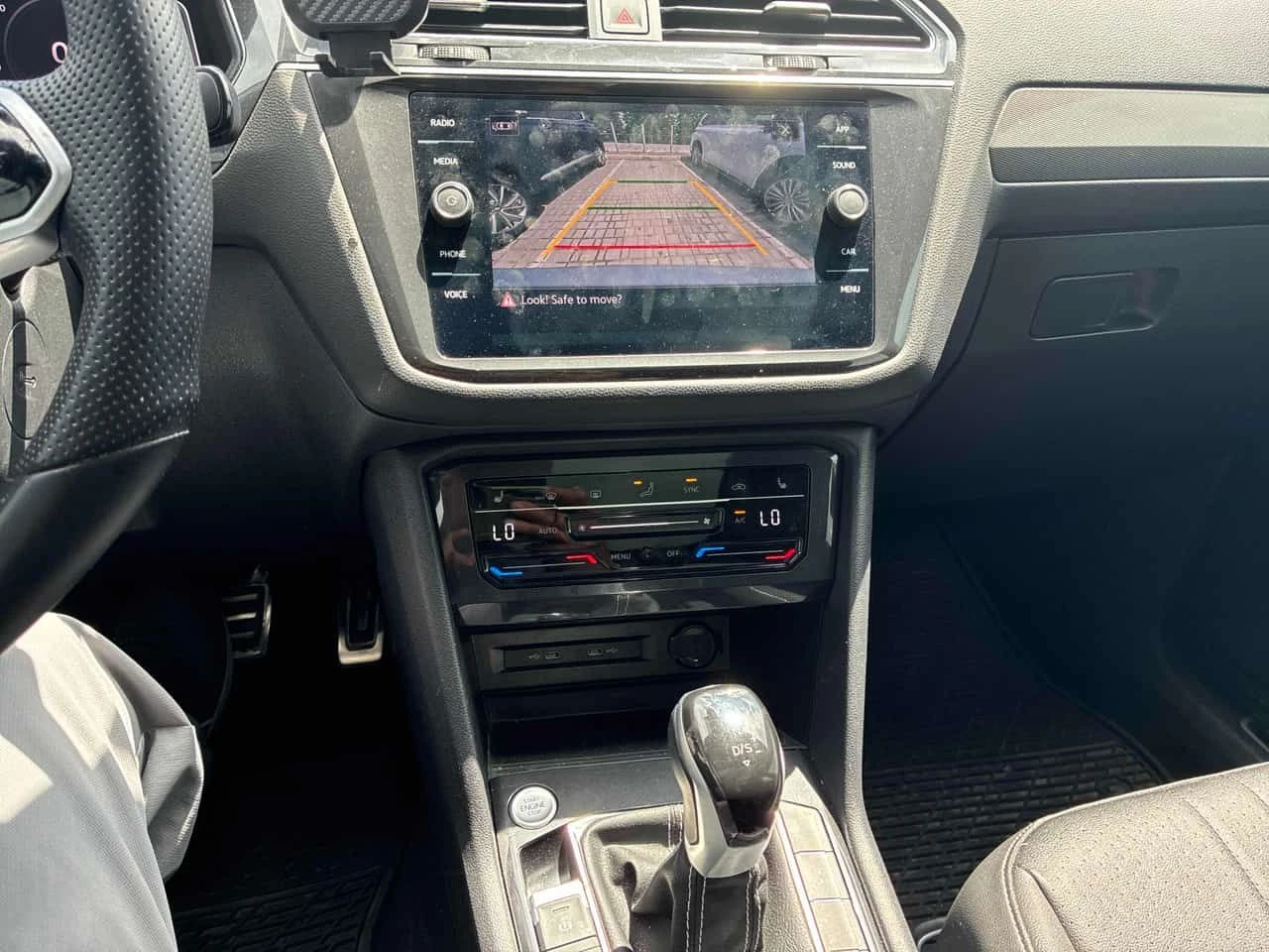 VW Tiguan * Comfortline R Line Black Edition * CARFAX * БЕЗ , снимка 8 - Автомобили и джипове - 54859857