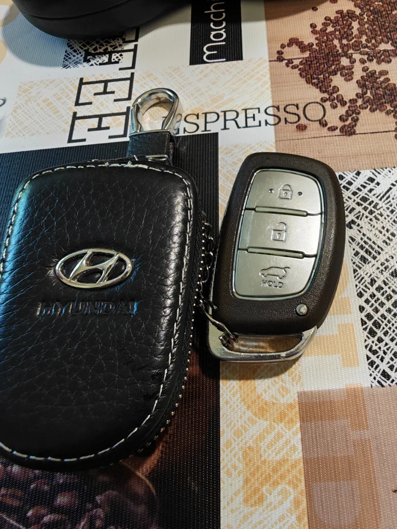 Hyundai IX35, снимка 14 - Автомобили и джипове - 54902165