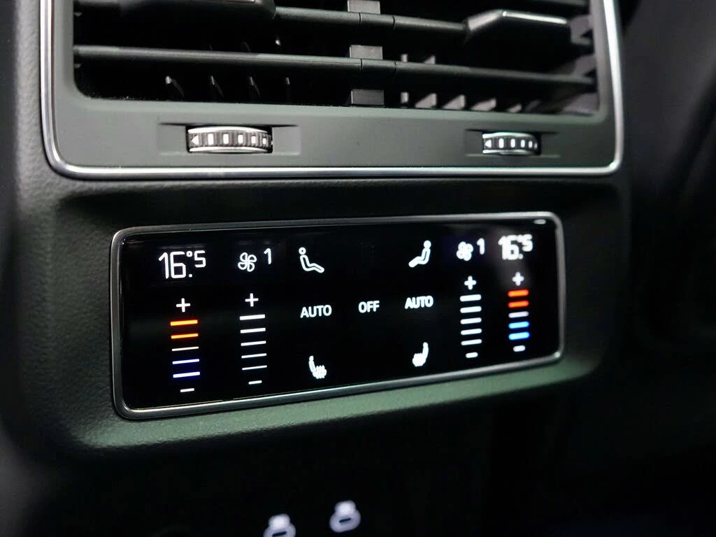 Audi SQ8 MASSAGE| DISTRONIC| BANG&O| HUD| 360|  | Mobile.bg � ����������� 16