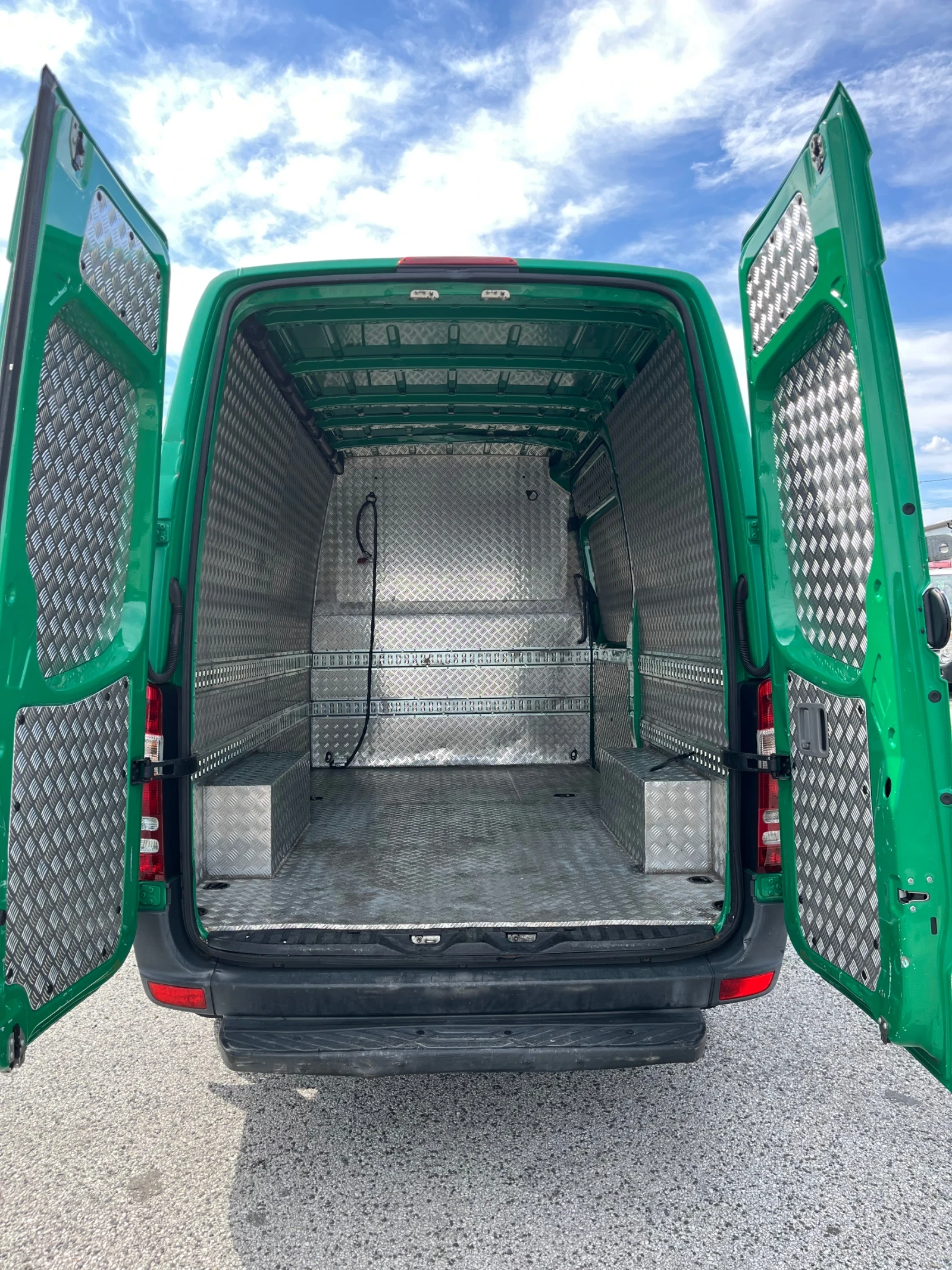 Mercedes-Benz Sprinter 2.2 klima, снимка 10 - Бусове и автобуси - 54128094