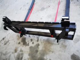 Балировачка John Deere Палетни вилици и шишове за бали , снимка 3