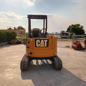      Cat 303.5E2CR *  *   * 
