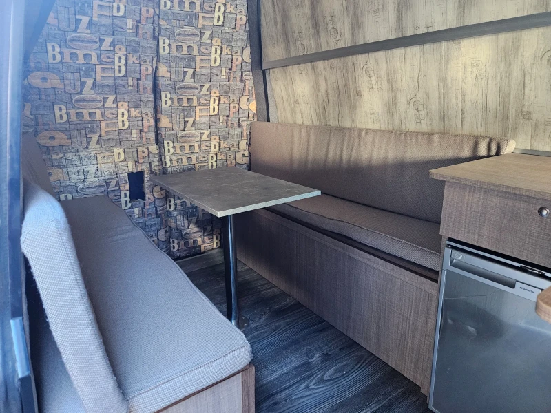 Кемпер VW Transporter 4motion, снимка 9 - Каравани и кемпери - 52530392