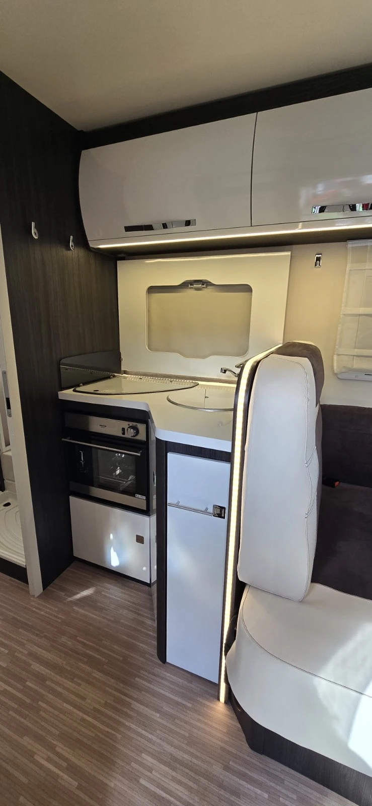 ������ Benimar Aristeo 696 | Mobile.bg � ����������� 12