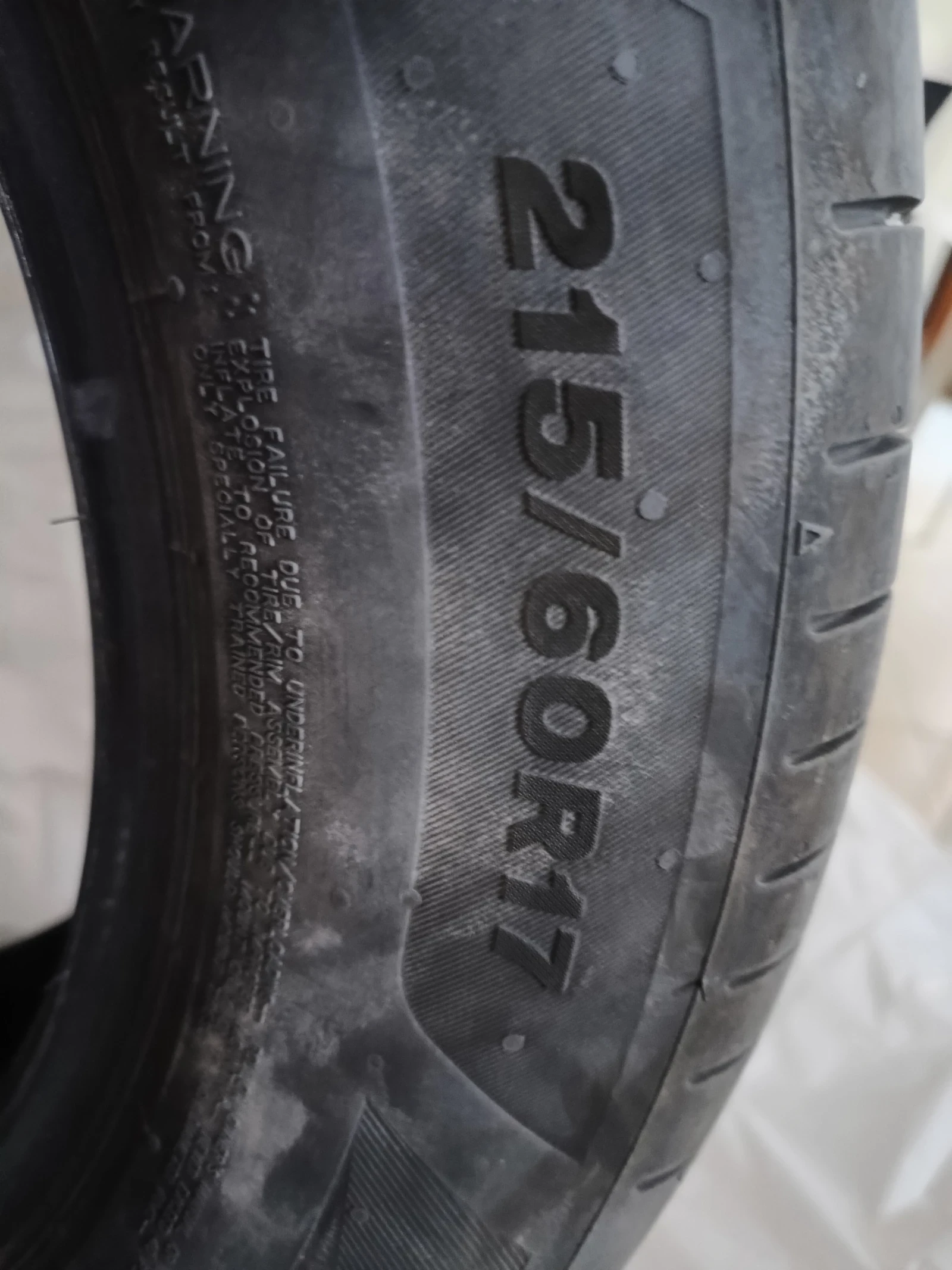 Гуми Летни 215/60R17, снимка 4 - Гуми и джанти - 53895502