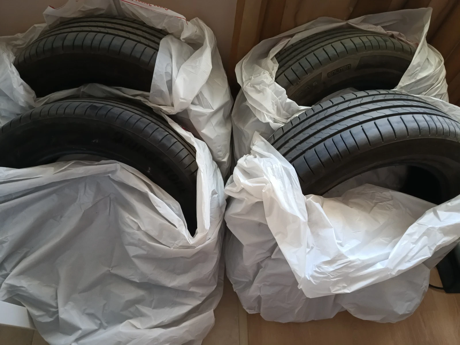 Гуми Летни 215/60R17