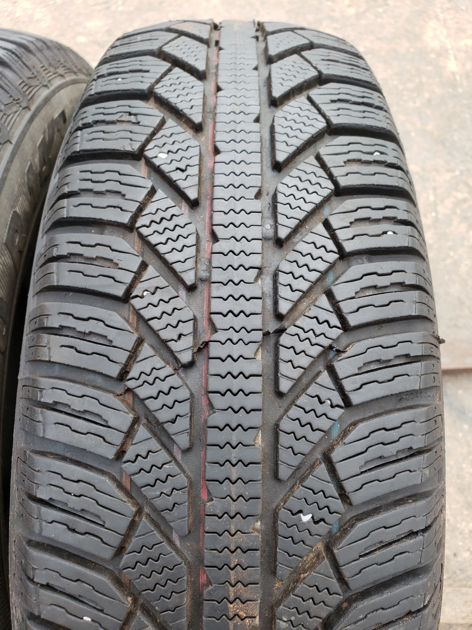 Гуми Зимни 185/70R14