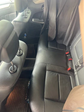 Mercedes-Benz E 220, снимка 8