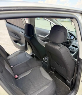 Peugeot 308, снимка 9