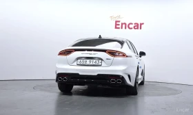 Kia Stinger 3.3* TURBO* ПОДГРЕВ* ОБДУХВАНЕ* ХЕДЪП* LANE* ASSIS, снимка 4