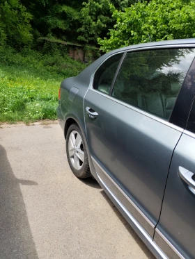 Skoda Superb Седан, снимка 6