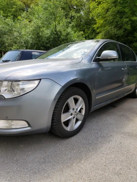 Skoda Superb Седан, снимка 2
