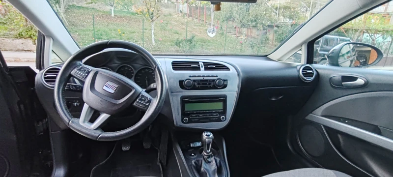 Seat Leon 1.6 бензин газ, снимка 14 - Автомобили и джипове - 47469101