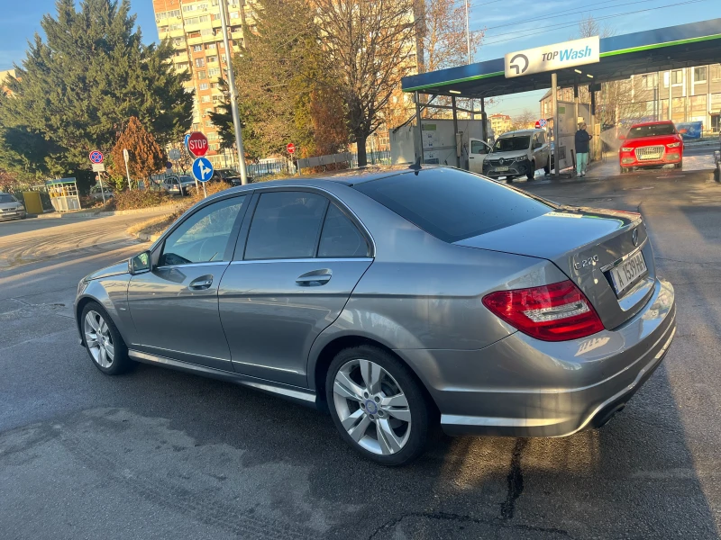 Mercedes-Benz C 220, снимка 5 - Автомобили и джипове - 48574908