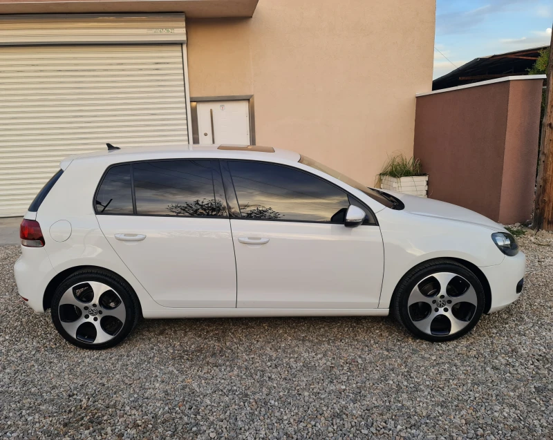 VW Golf, снимка 4 - Автомобили и джипове - 49232984