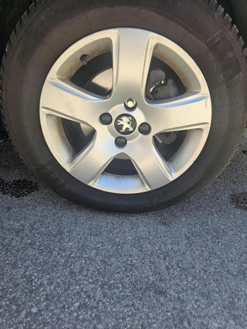 Peugeot 3008 1.6 Blue-HDi, снимка 14 - Автомобили и джипове - 52998400