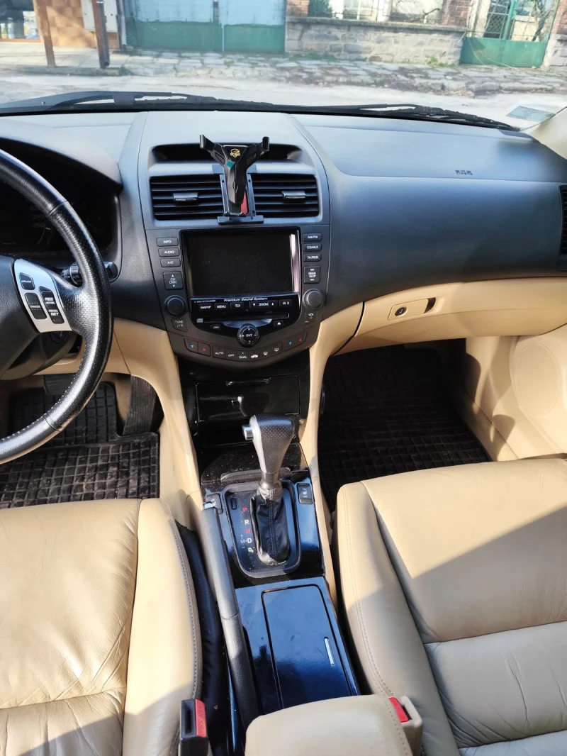 Honda Accord, снимка 4 - Автомобили и джипове - 53293659