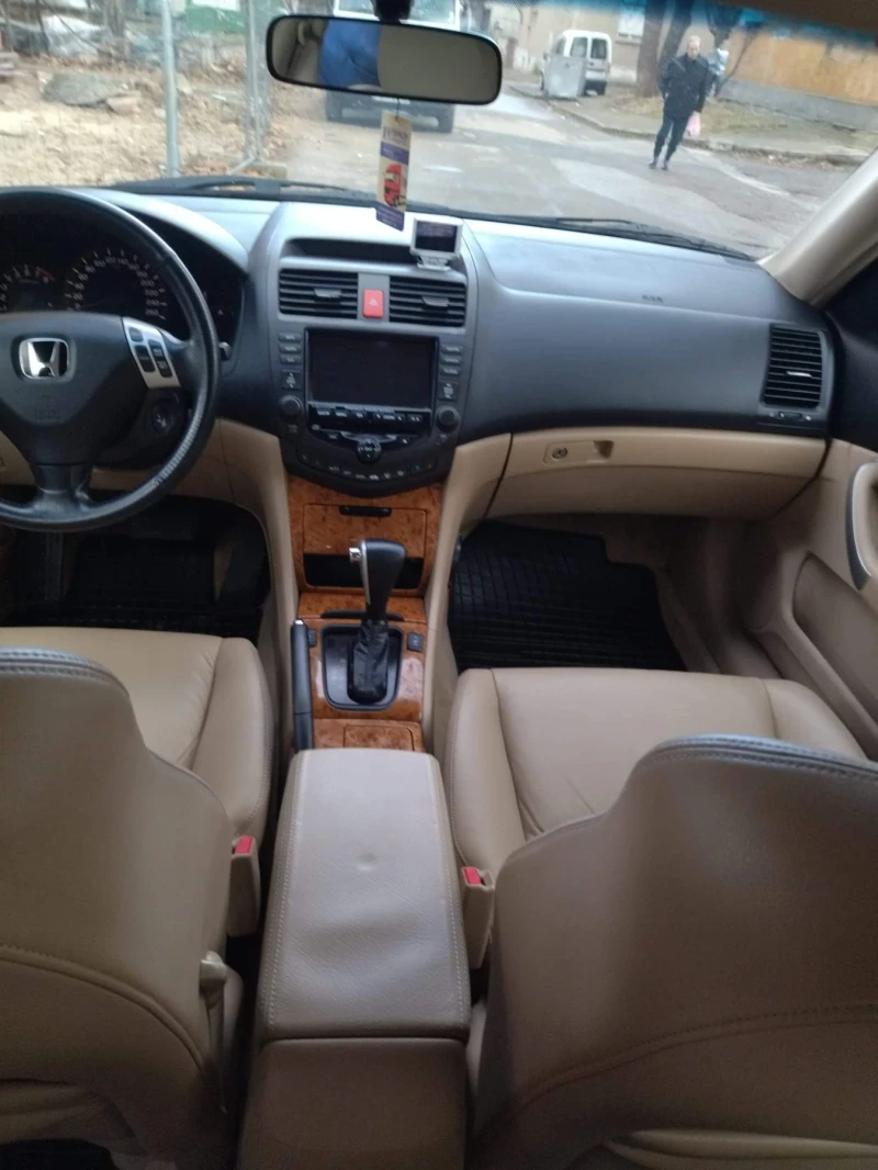 Honda Accord, снимка 4 - Автомобили и джипове - 53293659