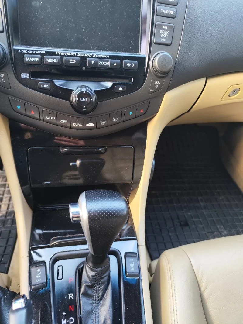 Honda Accord, снимка 3 - Автомобили и джипове - 53293659