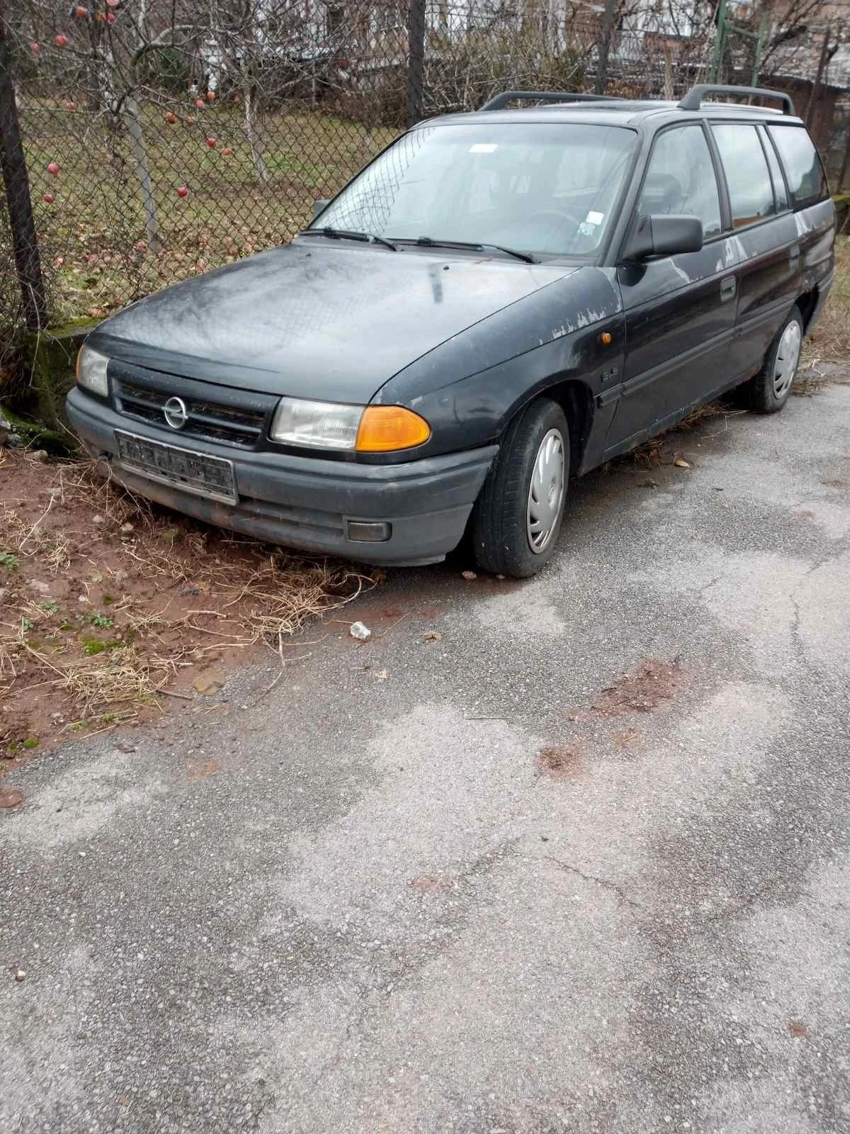 Opel Astra 1.4 benzin, снимка 1