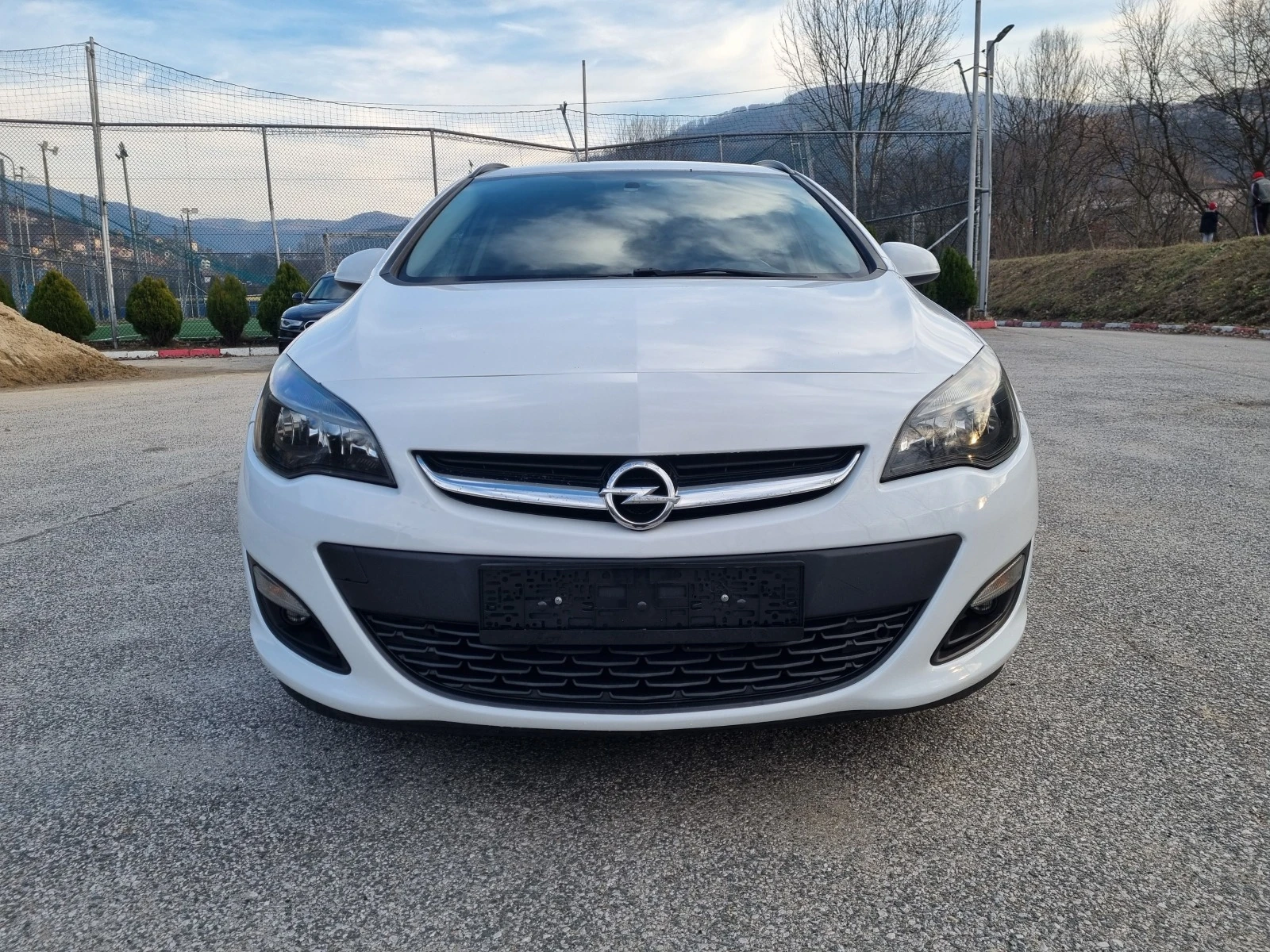 Opel Astra 1.6 ECOFLEX - изображение 4