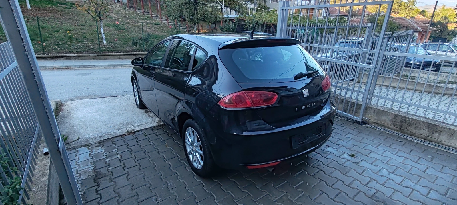 Seat Leon 1.6 бензин газ - изображение 7